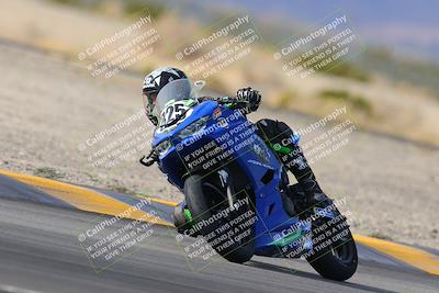 media/Dec-17-2022-SoCal Trackdays (Sat) [[224abd9271]]/Turn 7 Set 2 (1140am)/